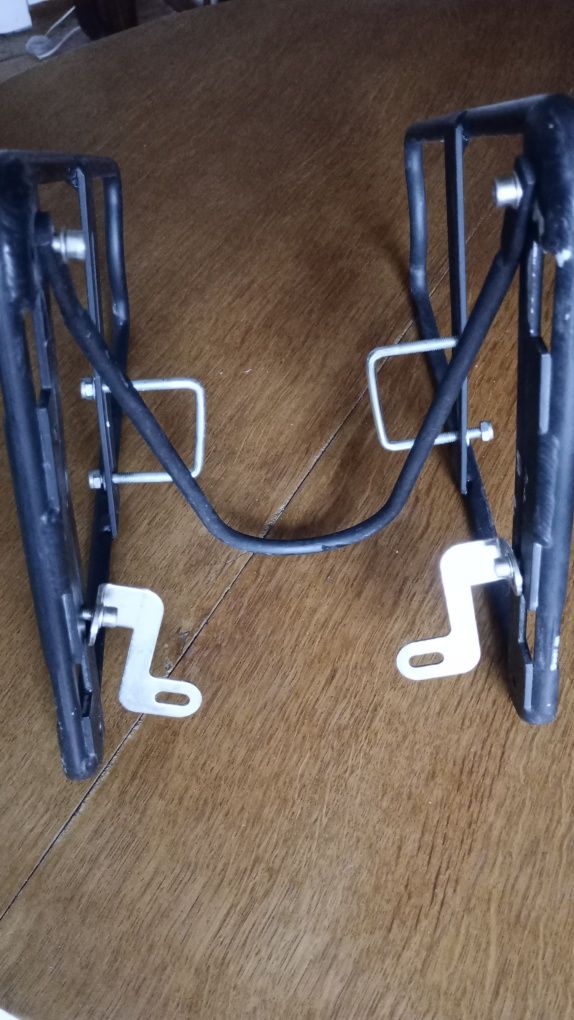 Bagażnik rowerowy alu wyprawowy na przednie koło