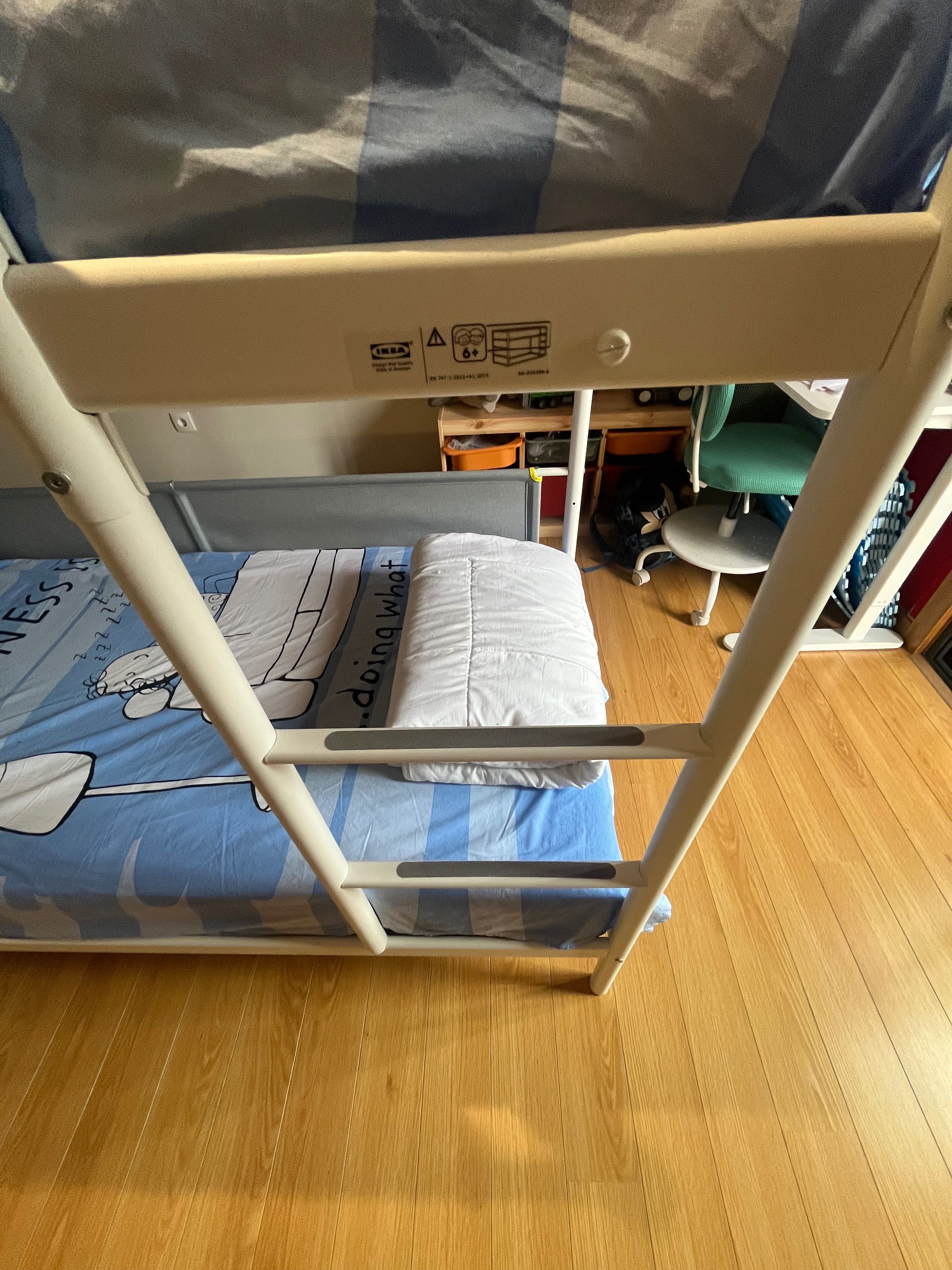 Bunk Bed de metal com Colchões