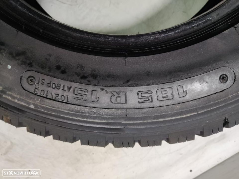2 pneus novos 185-15c ( recauchutados) oferta dos portes