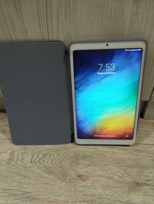 Планшет Xiaomi Mi Pad 4 WiFi 4/64 Gb