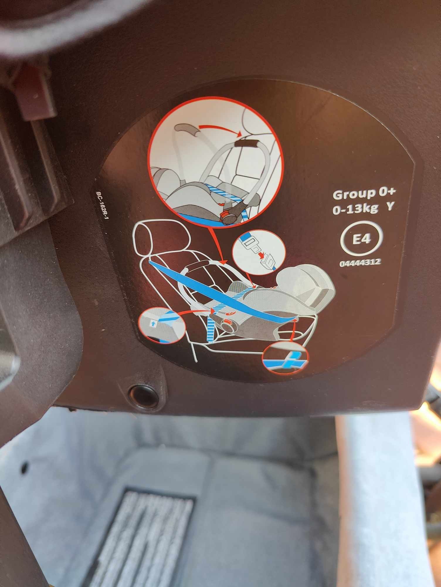 Wózek dziecięcy gondola/spacerówka plus fotelik i isofix