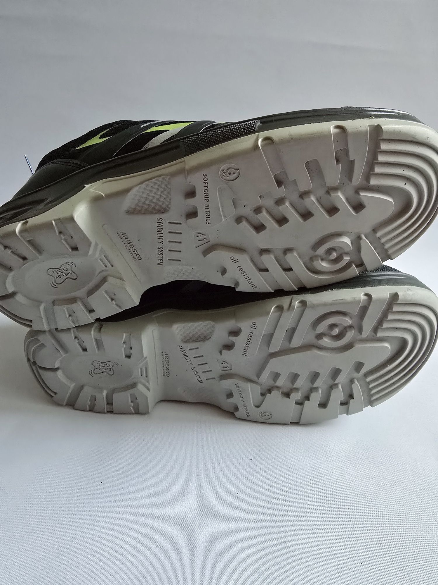 Nowe Arbesko buty robocze r.41