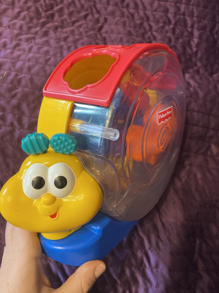 Fisher price Музыкальная Улитка сортер