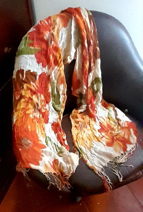 Lenços pretos e outros