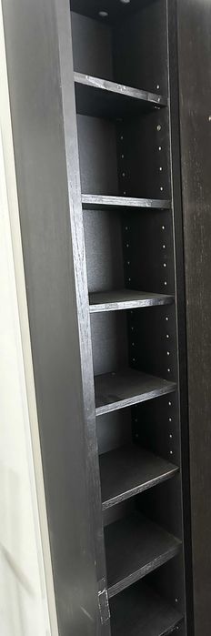 Estante IKEA com 12 Prateleiras – 18x20x202 cm