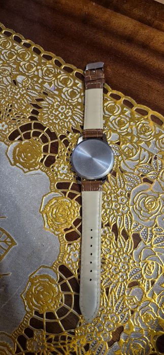 Продам новий годинник GENEVA .