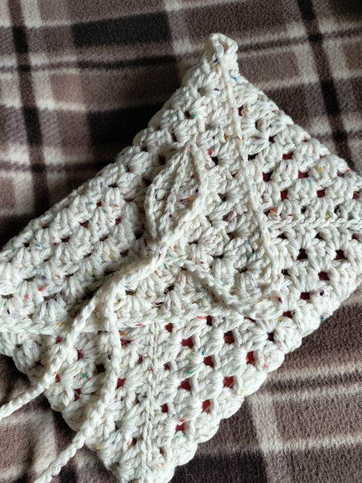 Capa para livro/ Book sleeve em crochê