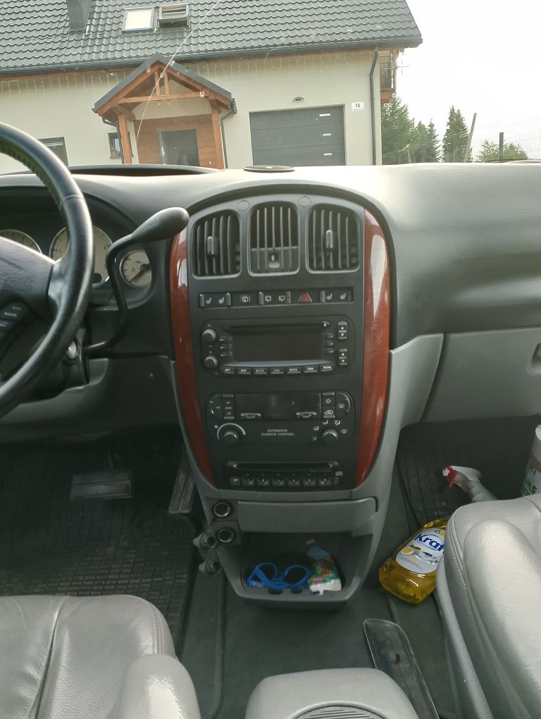 Chrysler  Voyager