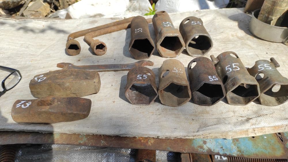 Продам разнообразные ключи для авто