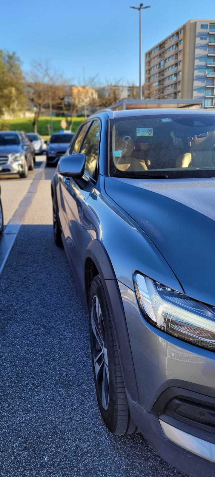 Volvo V60 Cross Country D4D