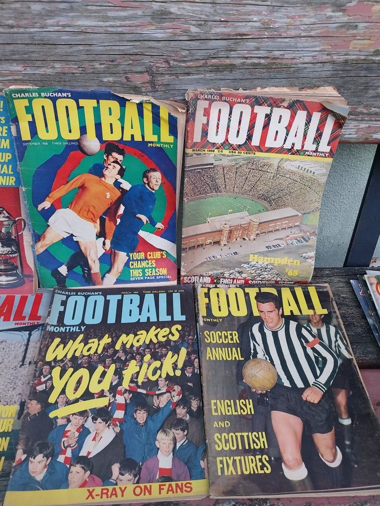 Revistas antigas de futebol