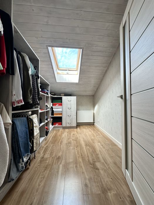 Дворівнева квартира з ремонтом у Луцьку