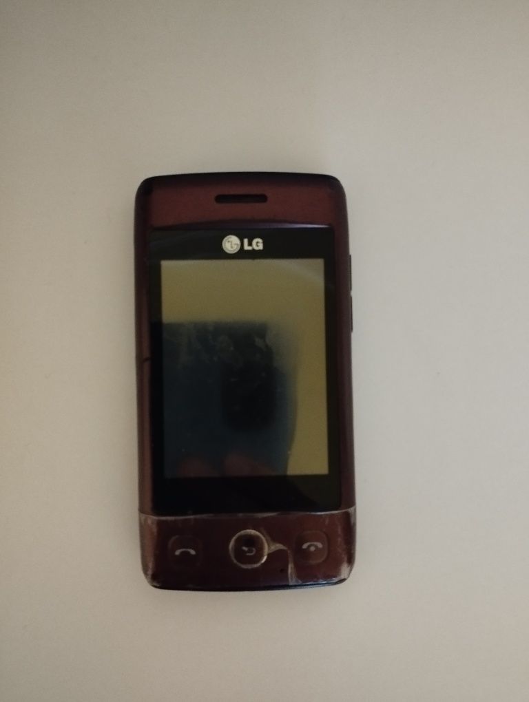 Продам телефон Lg T300 на запчасти