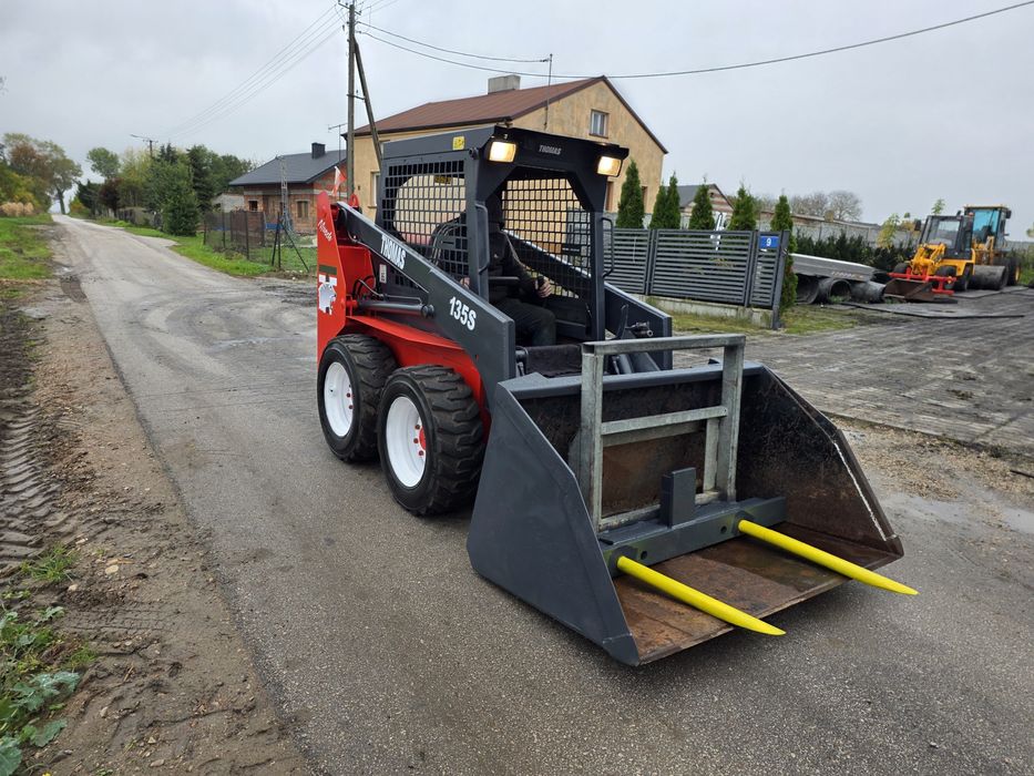 Ładowarka Bobcat Thomas 135S Mini ładowarka + Łyżka i Widły do bel