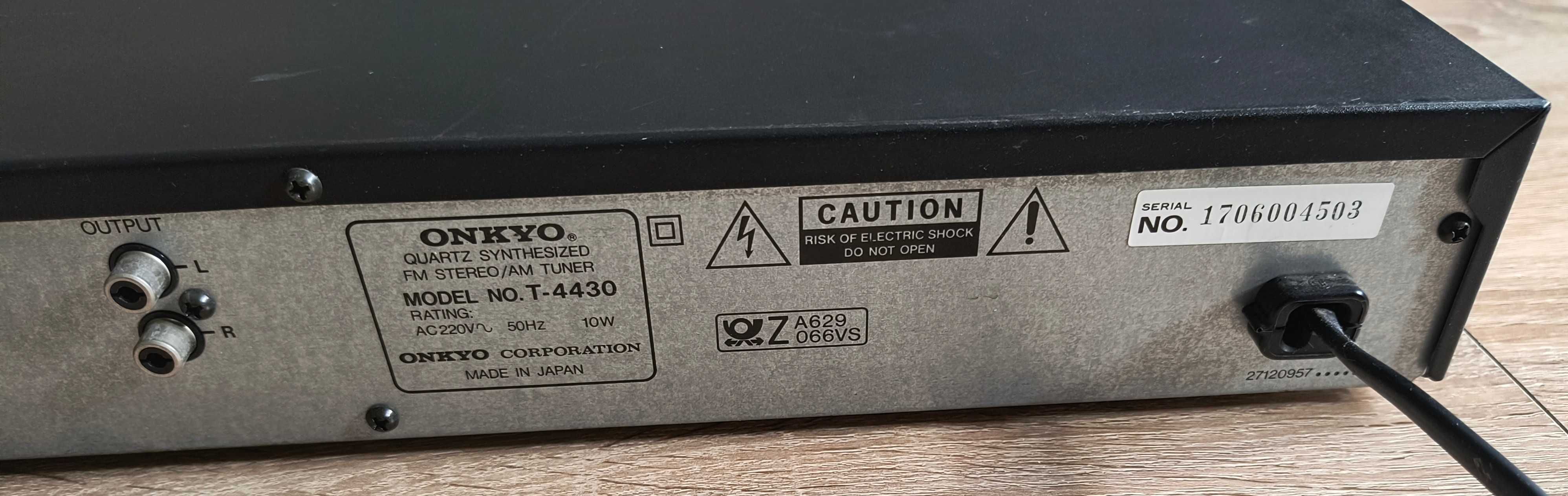 Turer radiowy Onkyo