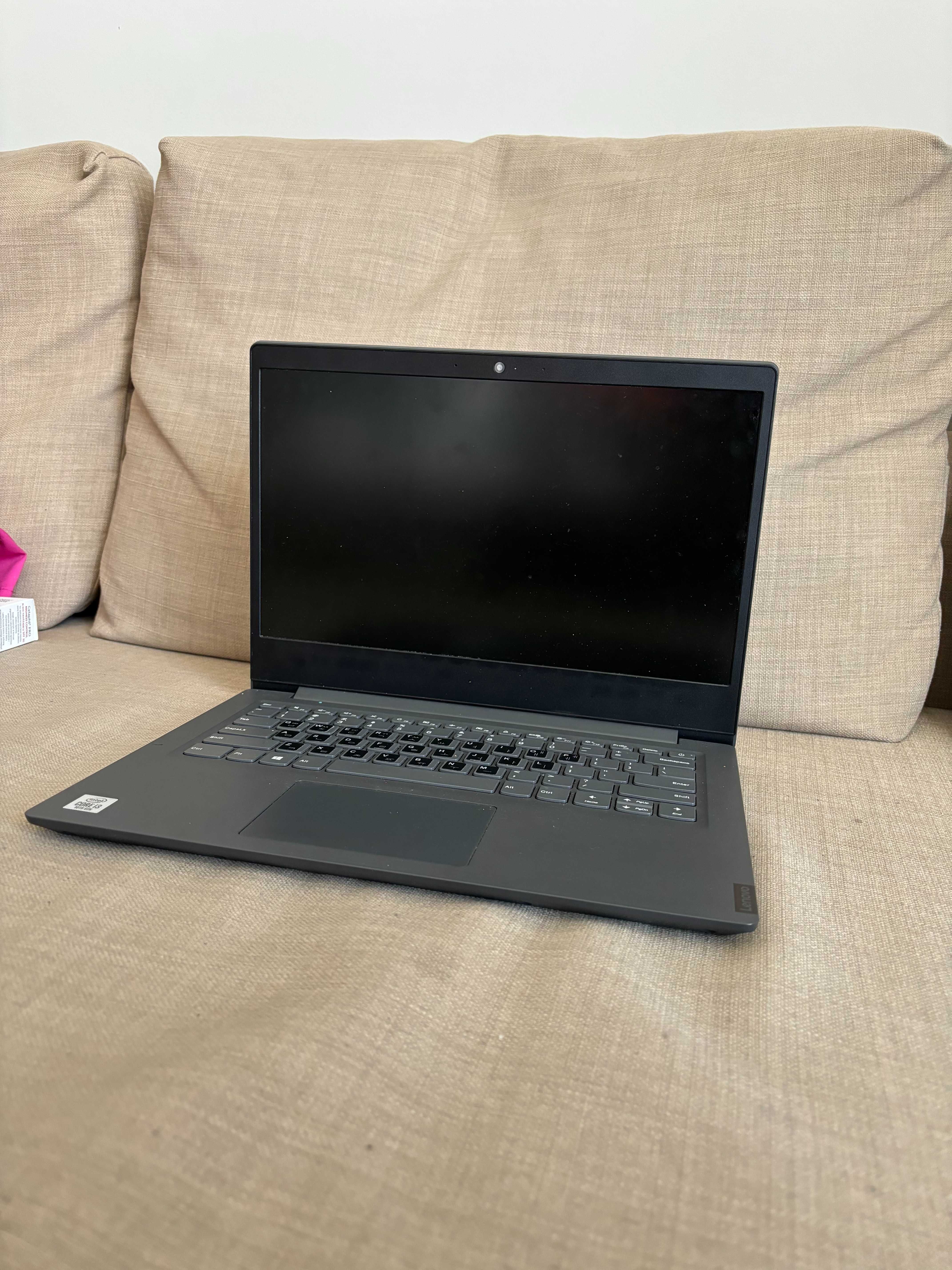 Laptop Lenovo w bardzo dobrym stanie