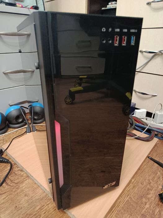 Комп'ютер на i5-4690. DDR3-16gb. RX 470 4gbb