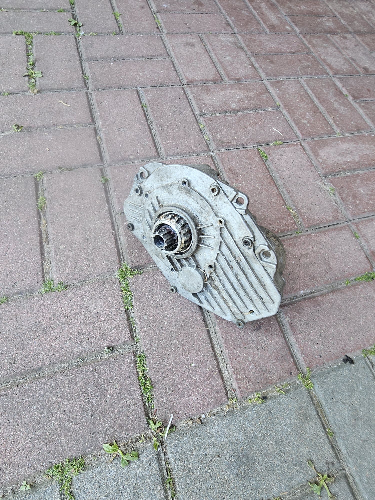 Bosch activ silnik