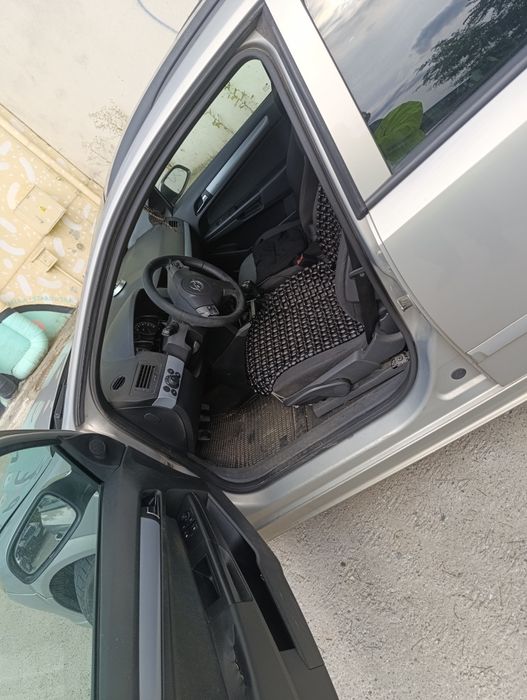 Продаж Опель Астра Н (2006)