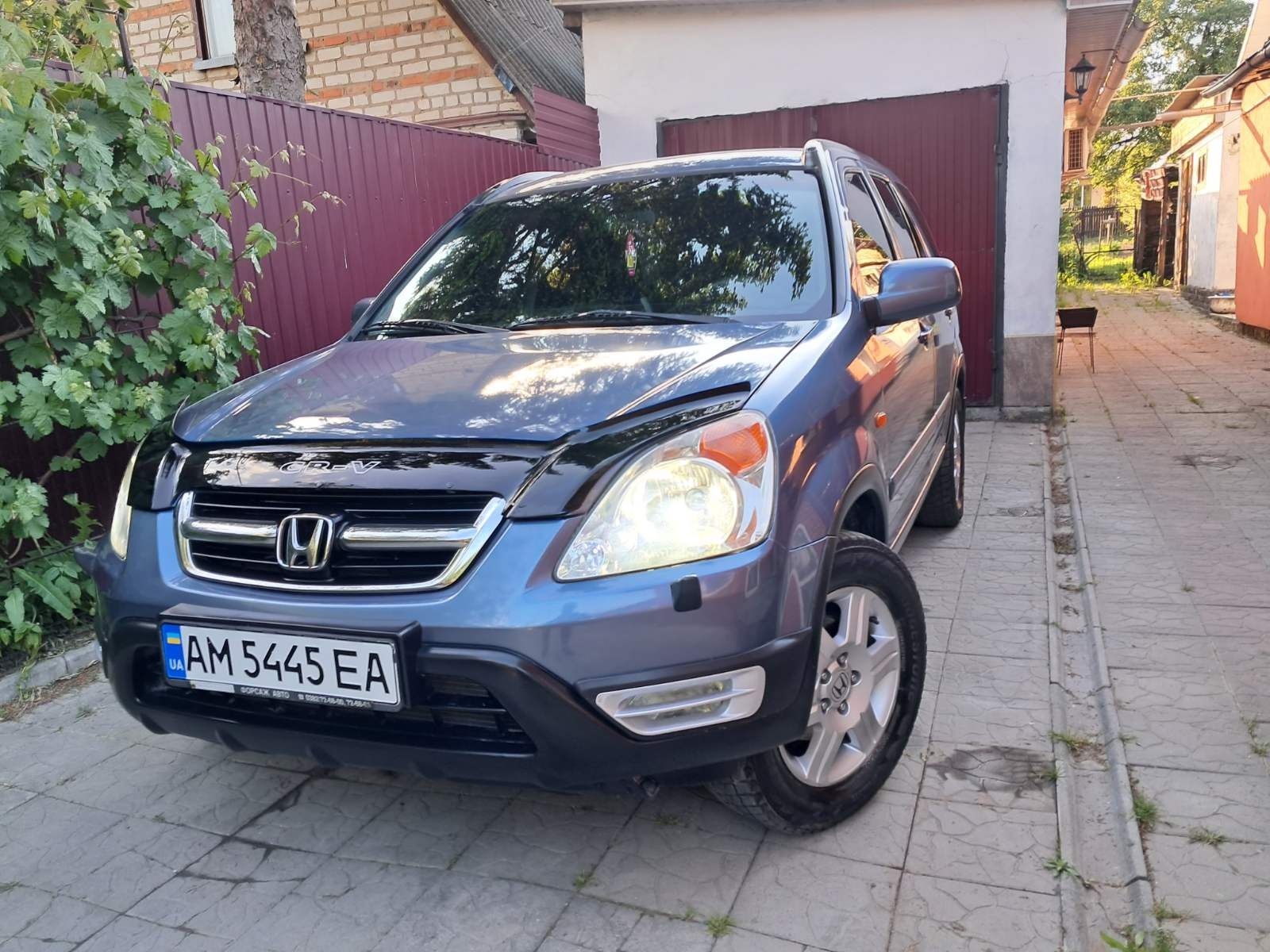 Продам Honda CR-V