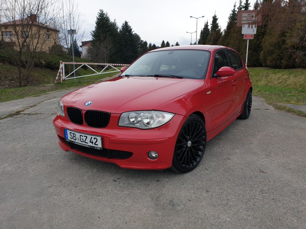 Piękna BMW E87 118i silnik 2.0 KARMESINROT el.fotele tylko 140000km !