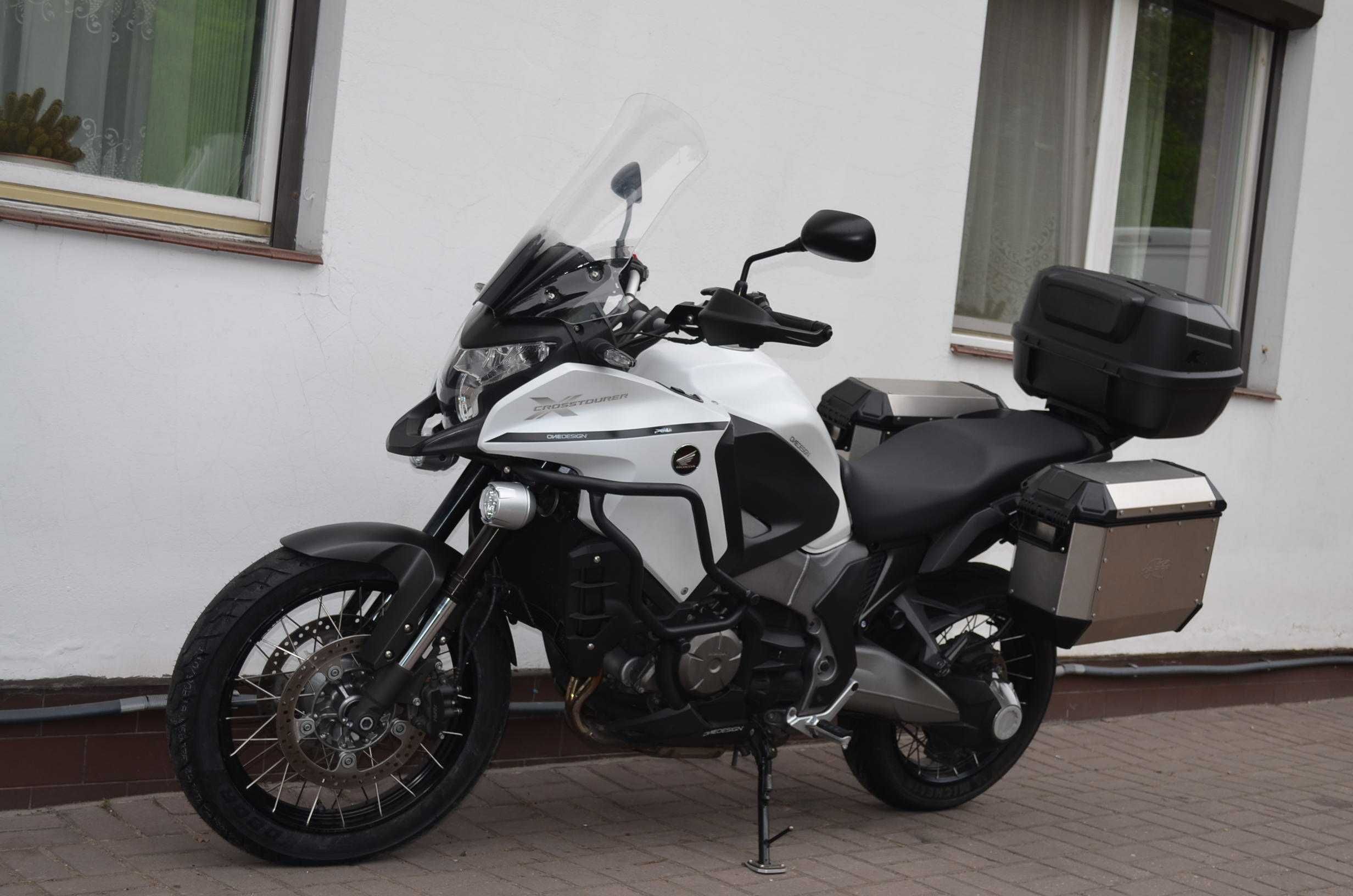 Honda VFR 1200 X Crosstourer DCT automat, przebieg 23,5 tys km.