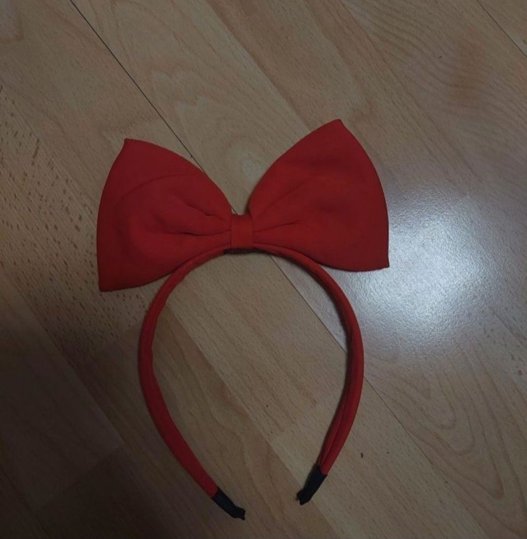 Nowy kostium przebranie królewna Śnieżka r 42 40 L xl bawarka opaska