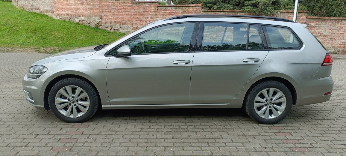 VW Golf 1.6 Tdi Comfortline,Faktura VAT 23%.