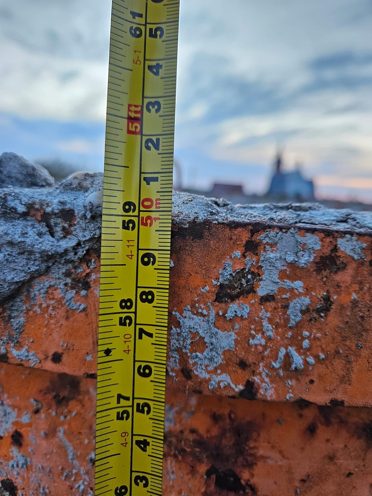Pojemnik kibel do transportu betonu 0.5 m3 z wylewem  bocznym