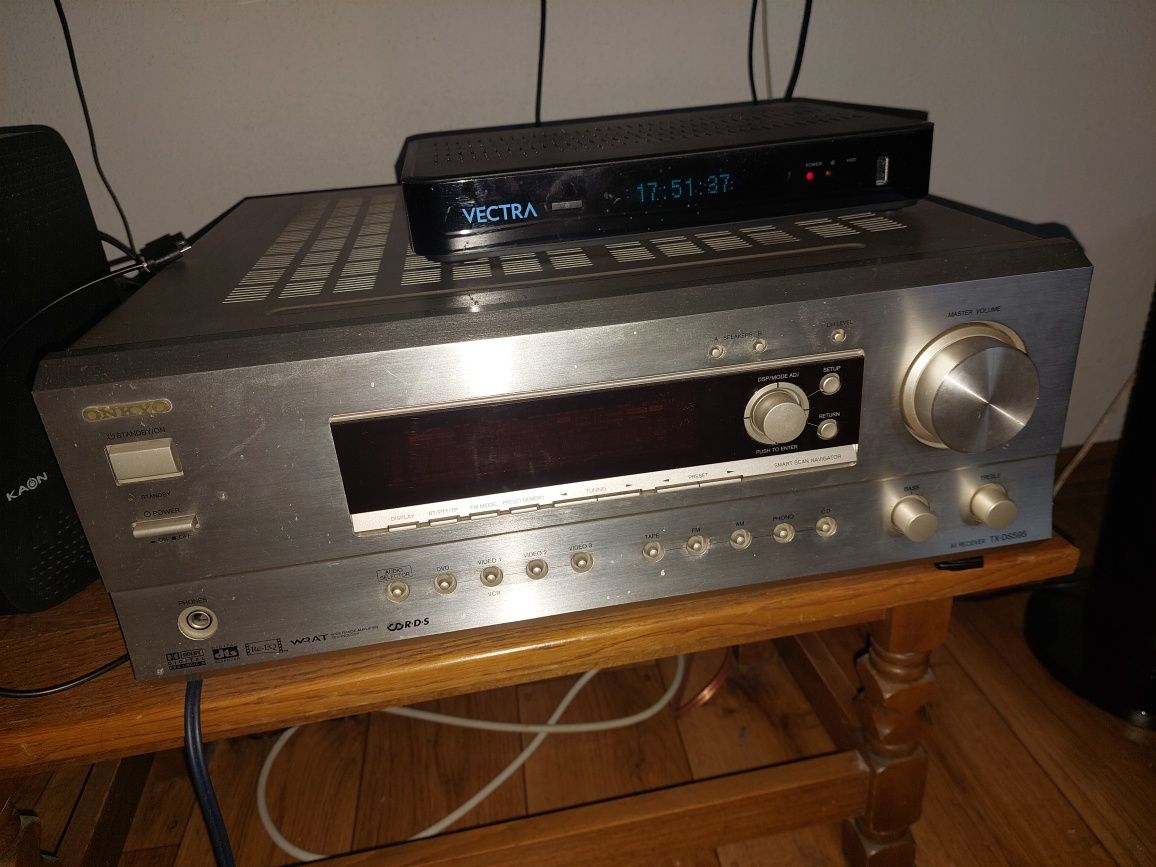 Amplituner  Onkyo TX-DS595