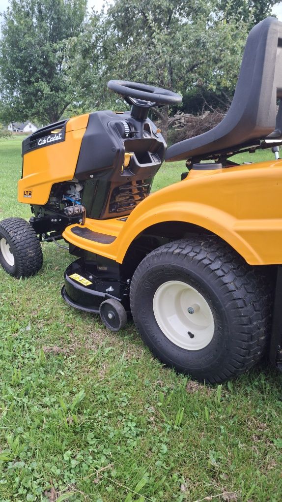 Traktorek kosiarka Cub cadet lt2 z koszem