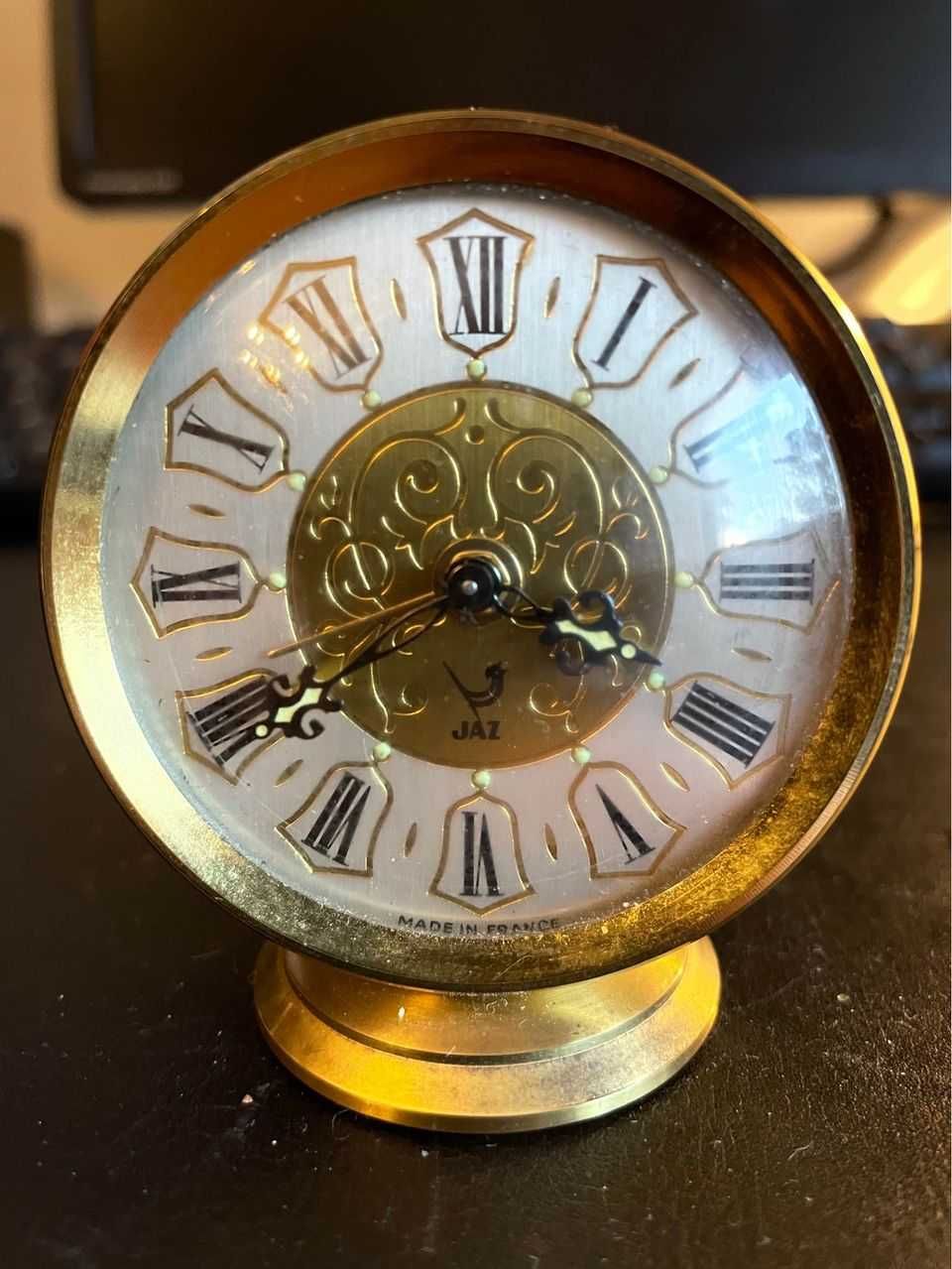 Relógios franceses "Jaz", antigos e vintage (1)