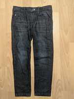 Spodnie jeansy czarne chłopięce rozmiar 107-113