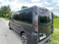 Opel Vivaro 1.9 дизель пробег 270.000 полностью на ходу не крашен