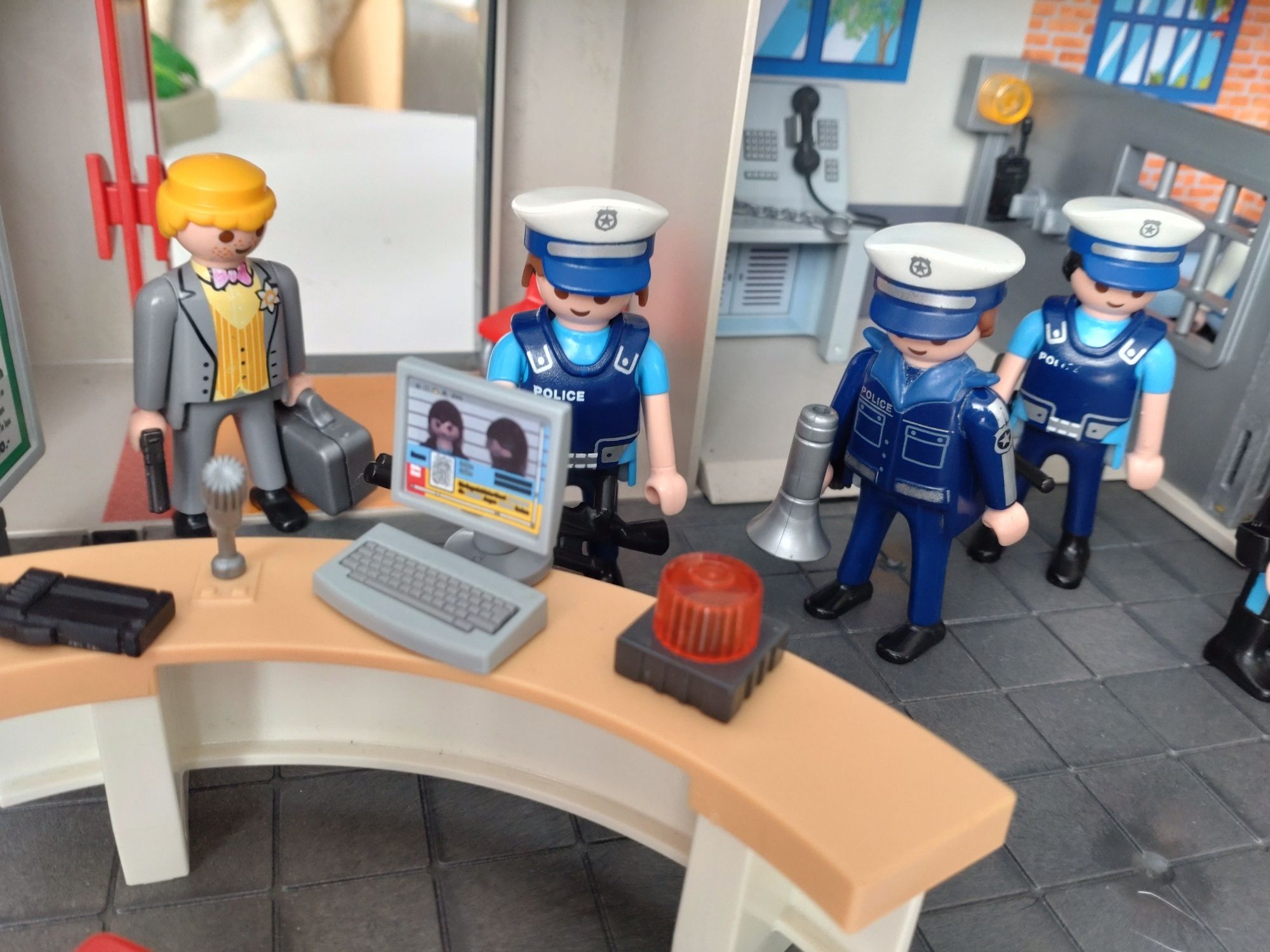 Komisariat policji Playmobil Dużo figurek