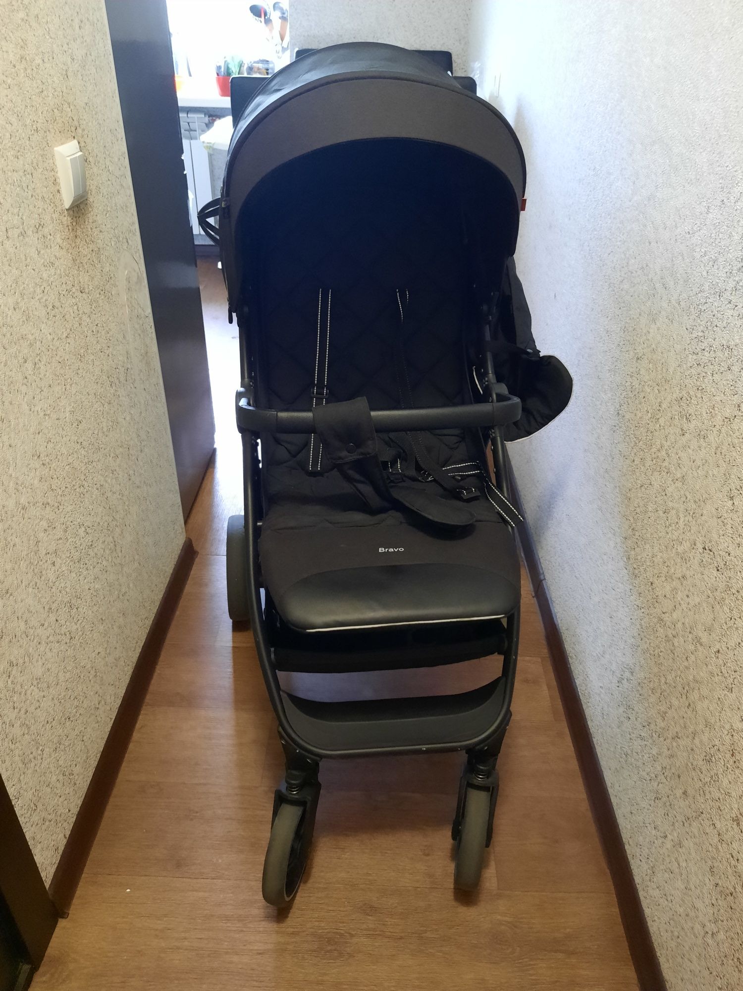 Продається прогулочна коляска Carrello Bravo 2023