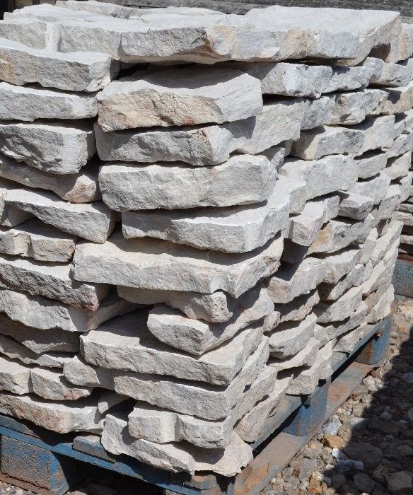 Kamień naturalny Biały Kamien na ogrodzenia Kamien murowy Piaskowiec