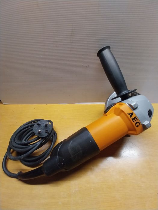 Rebarbadora AEG de acabamentos 115mm 800W