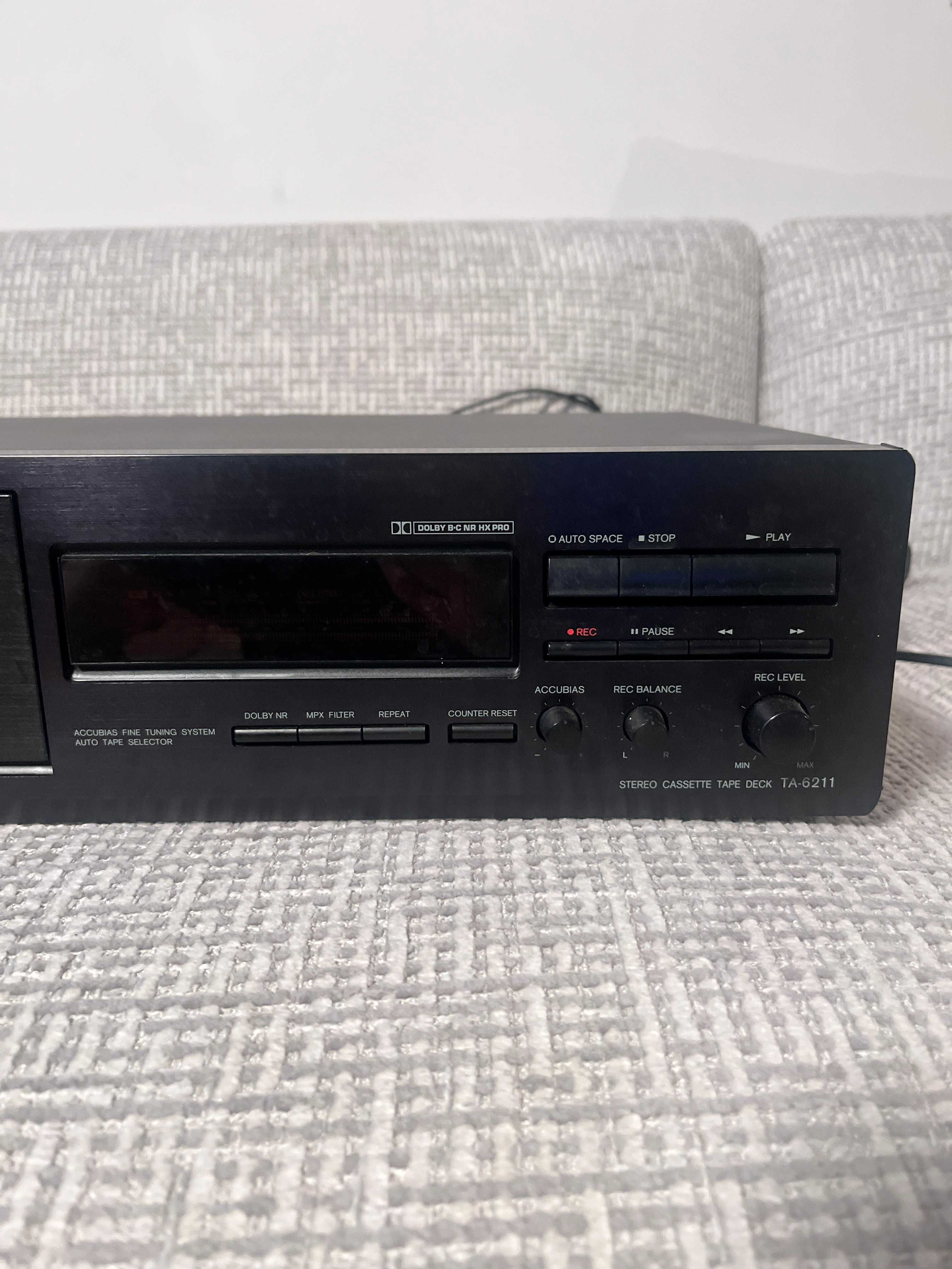 Magnetofon kasetowy Onkyo TA-6211 czarny