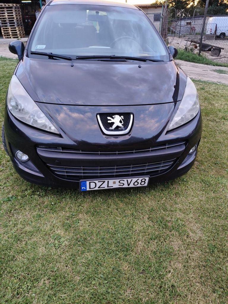 Peugeot 207 1.6 hdi