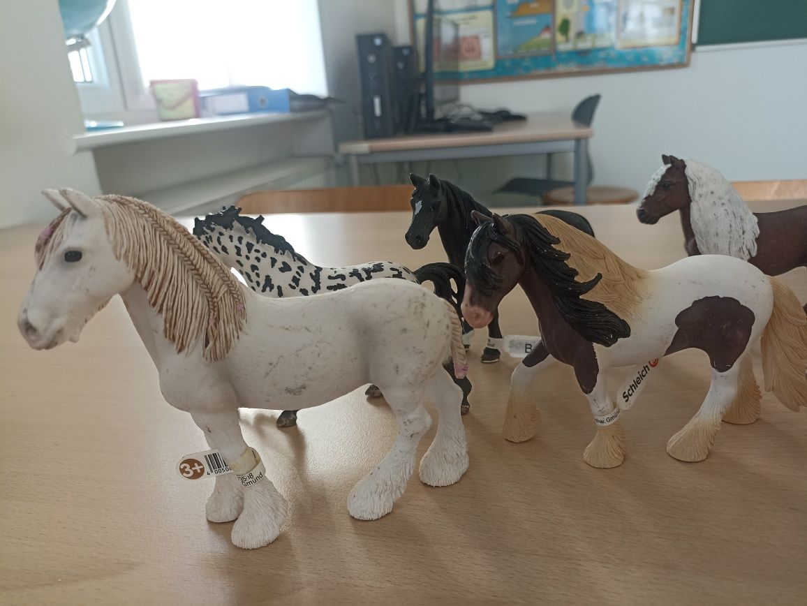 Figurki Schleich Konie nowe