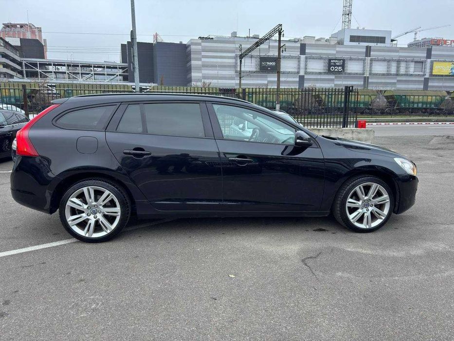 Volvo V60, 2011 рік, 2,0 D3 дизель з Швейцарії ВІДЕО