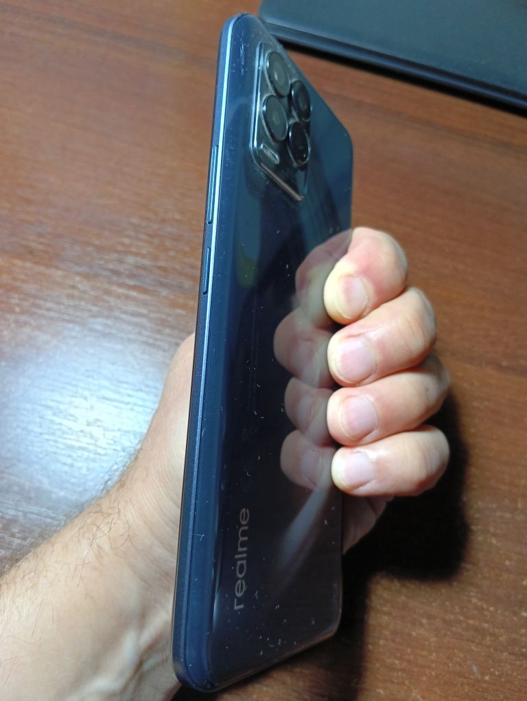Смартфон Realme 8 Pro 8/128 Gb у доброму стані