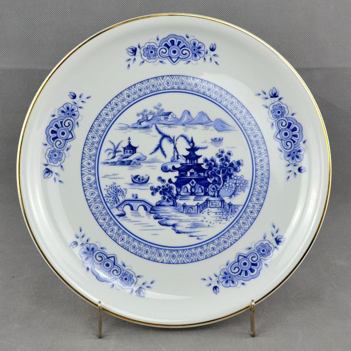 Prato para bolo em porcelana Vista Alegre – Decoração Oriental