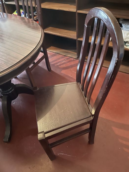 Mesa jantar e 5 cadeirar