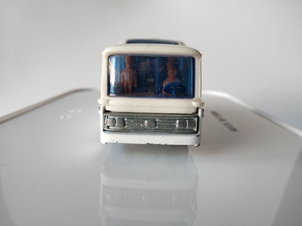 1/87 Minibus "Aeroporto" (Majorette)