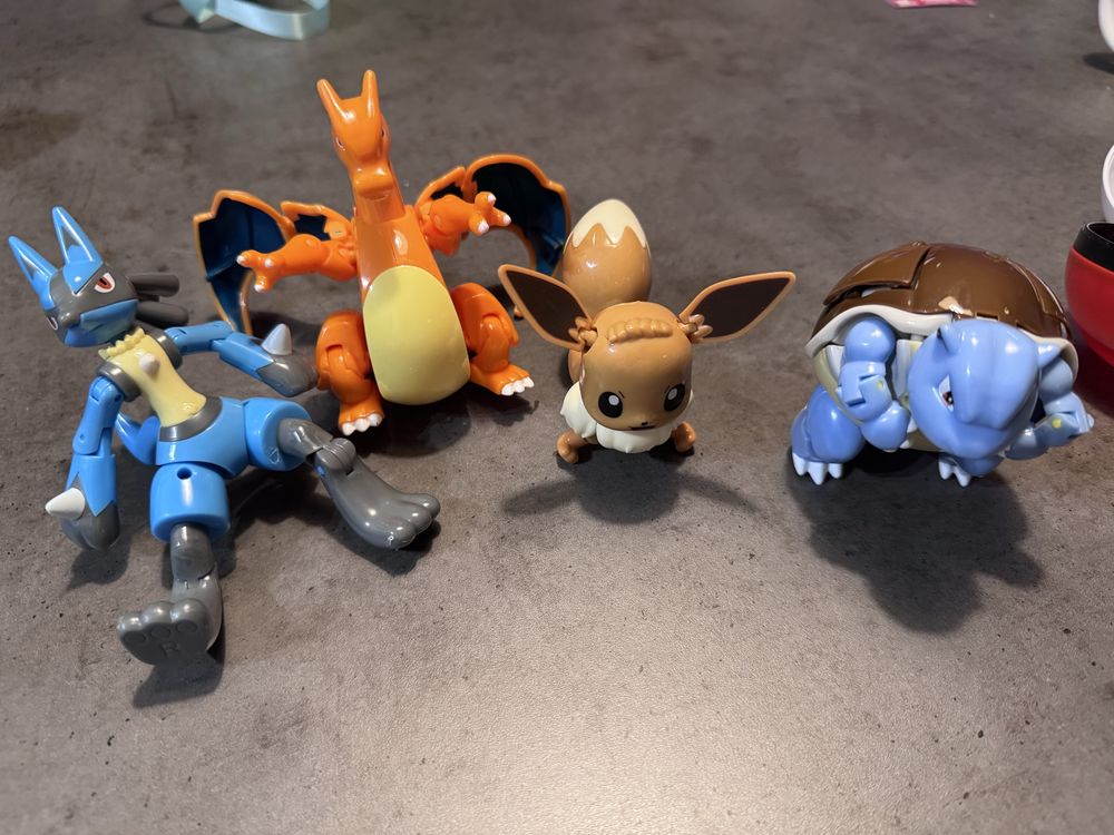 Pokemon 4 duze kule charizard squirtle i inni