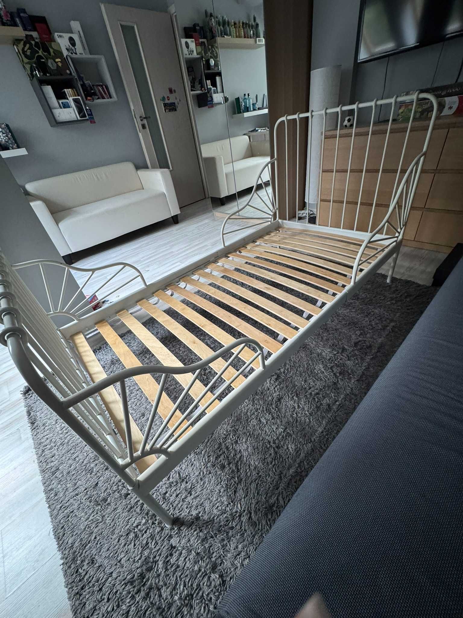 Łóżko regulowane dziecięce białe IKEA MINNEN z dnem i materacem