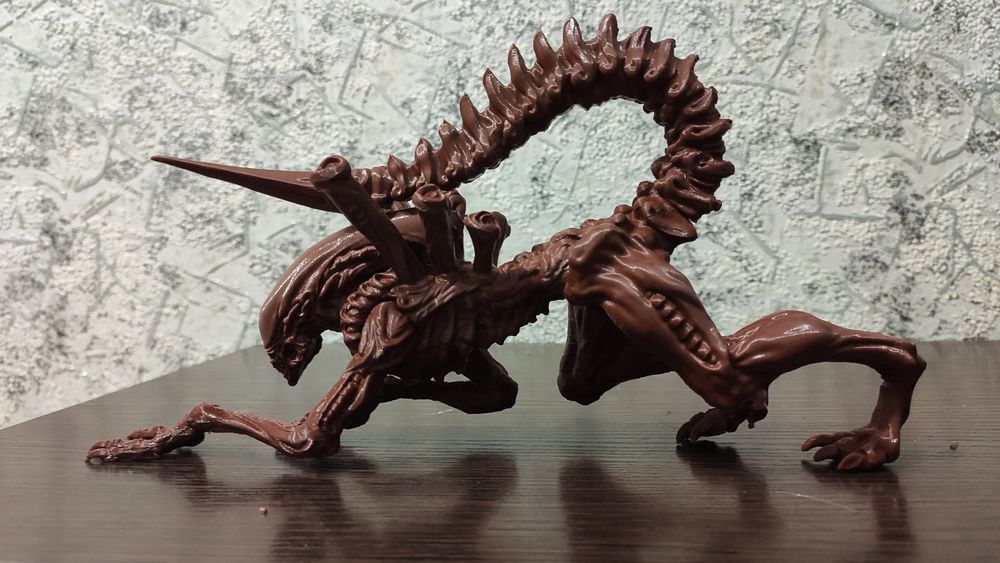 Фигурка Чужой Alien 24см в длинну