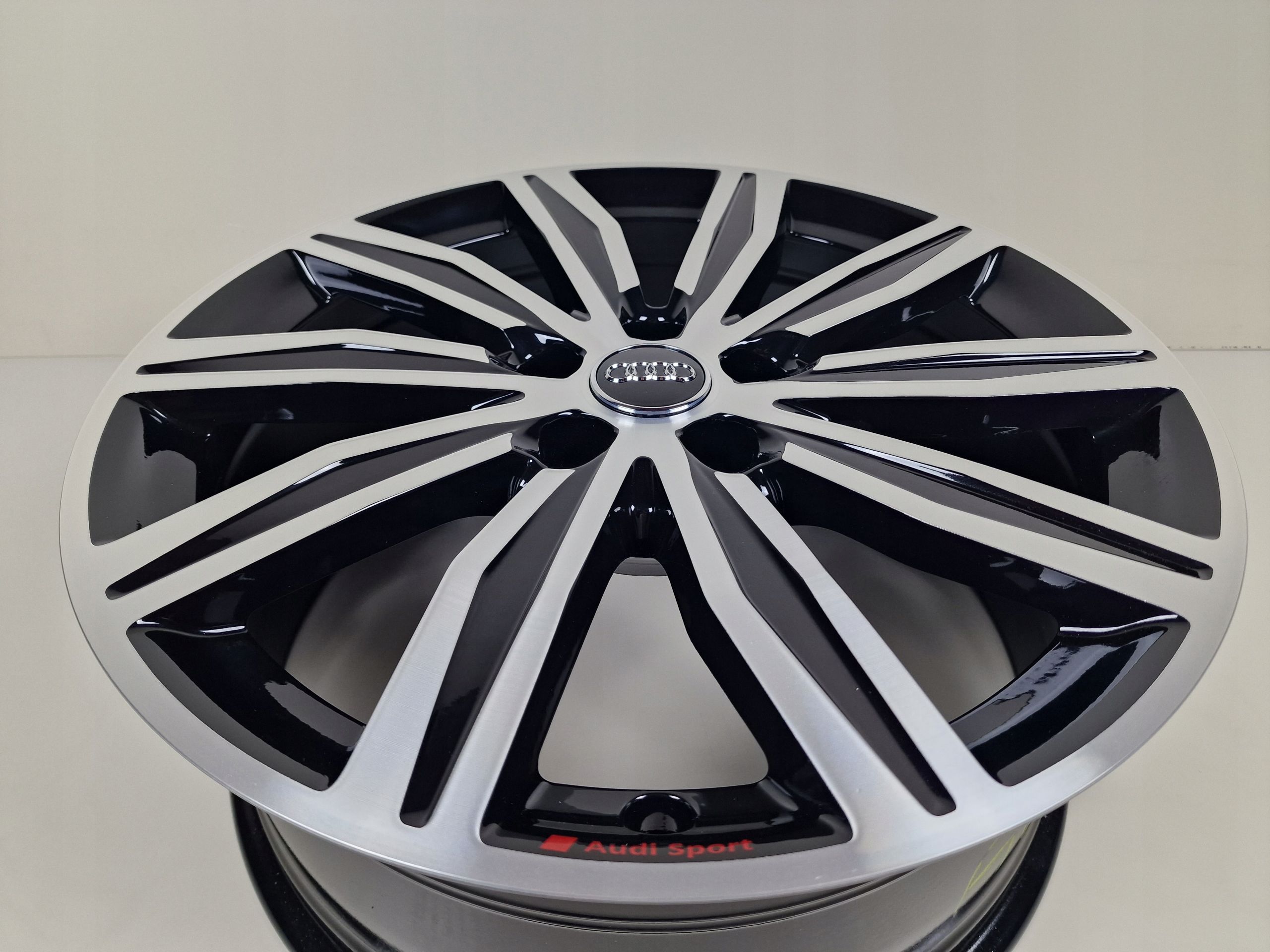 Oryginalne Felgi Audi 19'' A3 A4 A6 A8 Q3 Q5 TT